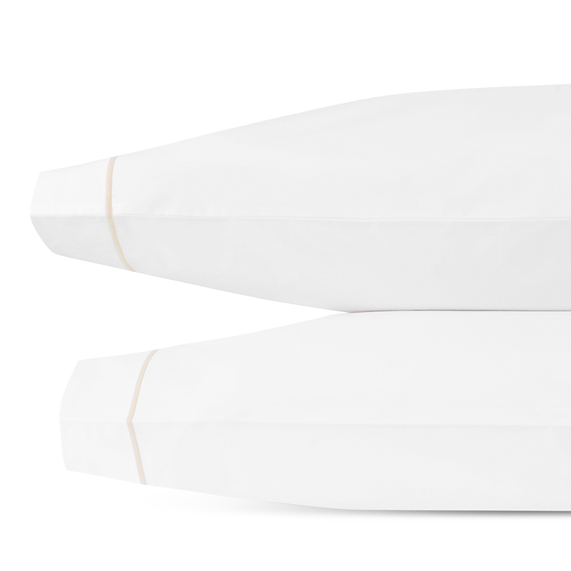 Matouk Bergamo Pillow Case, King Pair In Truffle