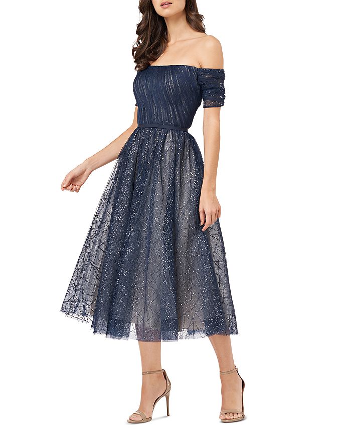 Carmen marc valvo off the shoulder clearance