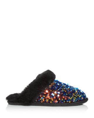 bloomingdales uggs slippers