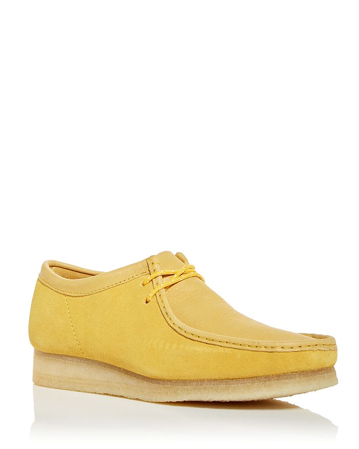 Clarks Men's Wallabee Chukka Boots In Yellow Suede
