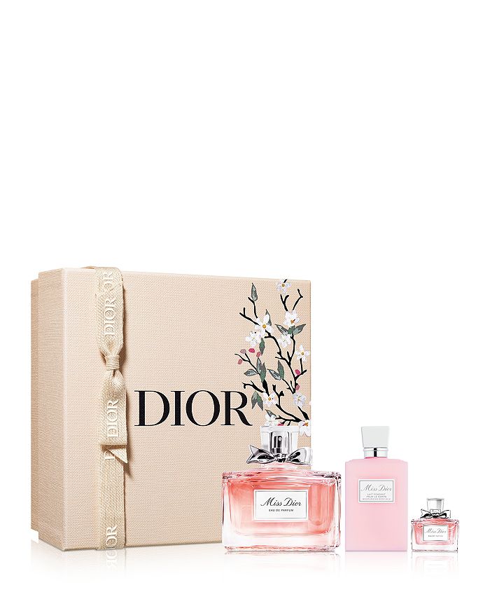 Give Miss Dior Absolutely Blooming Eau de Parfum for Holiday