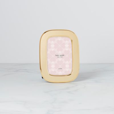 South Street Gold Oval Frame, 4" x 6"