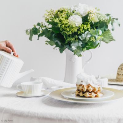 Sol Dinnerware Collection