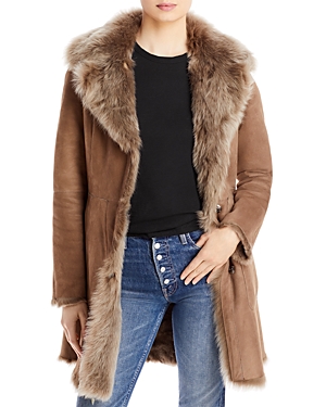 Hiso Gypsie Toscana Trimmed Reversible Shearling Coat In Taupe