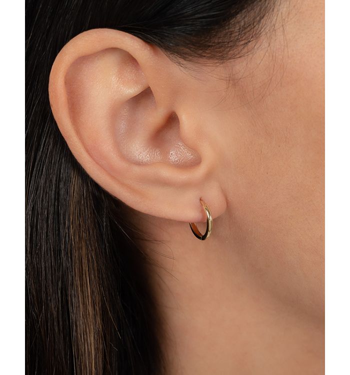14K Yellow Gold Medium Huggie Earrings