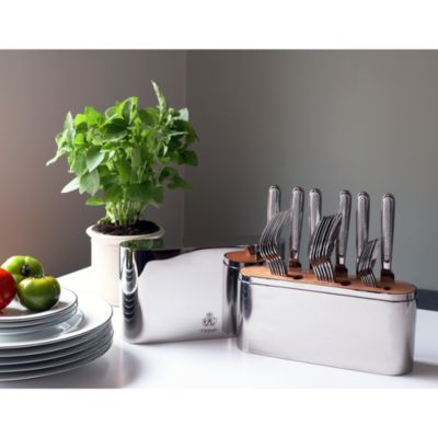 Concorde 24-Piece Flatware Set