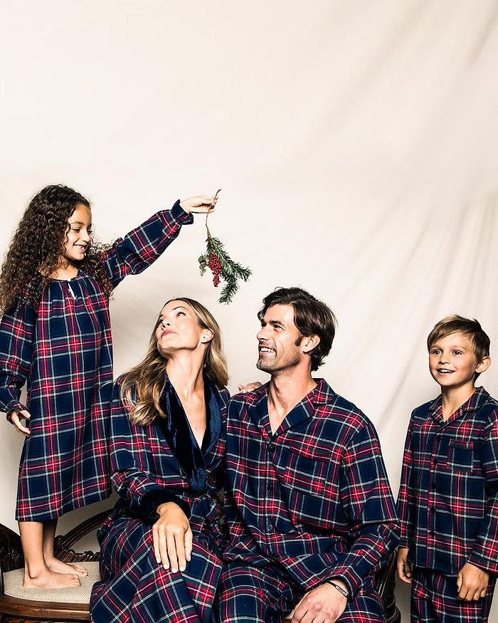 Women's Flannel Pajama Set in Navy Gingham – Petite Plume