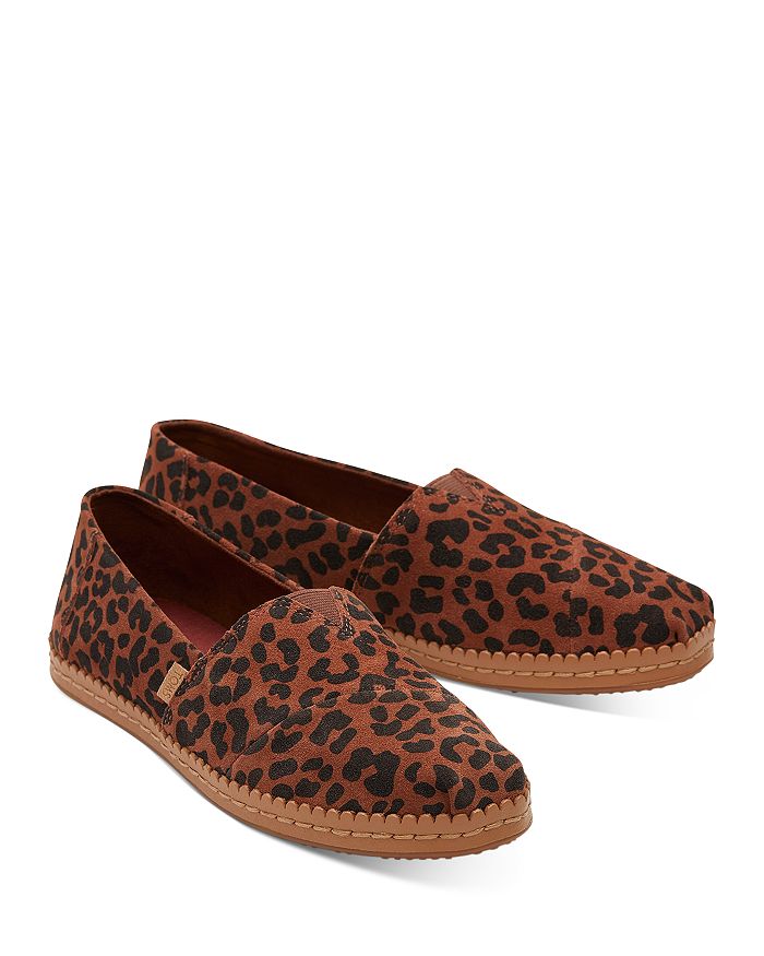 Cheetah print toms flats top