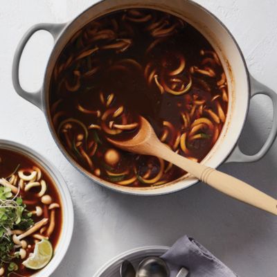 9-Quart Round Dutch Oven