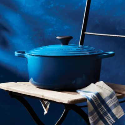 5.5-Quart Signature Round Dutch Oven