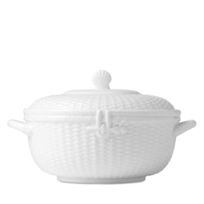 Wedgwood - Nantucket Basket Covered Vegetable Bowl