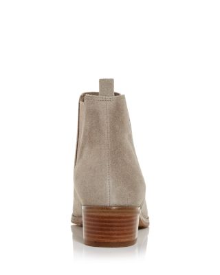 Women's Yale Pointed Toe Chelsea Boots