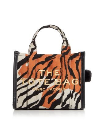 Marc jacobs bloomingdale's hotsell