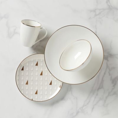 Trianna Dinnerware