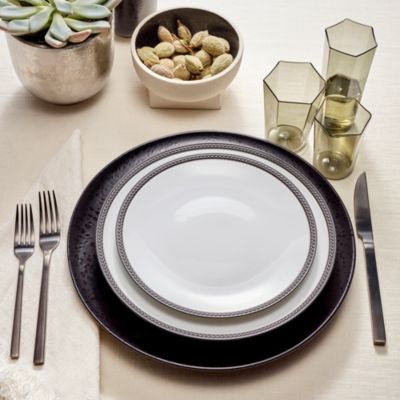 Soie Tressee Black Dinnerware Collection