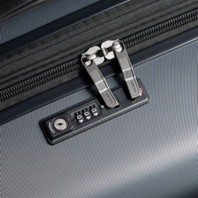 Cruise 3.0 28&amp;quot; Expandable Spinner Suitcase