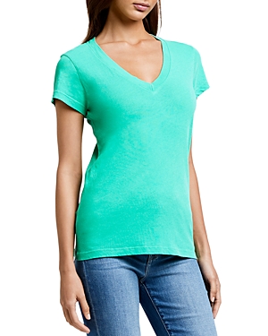 L Agence L'agence Becca Cotton V-neck Tee In Pop Green