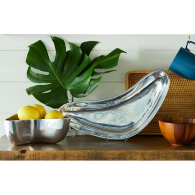 Boomerang Tray