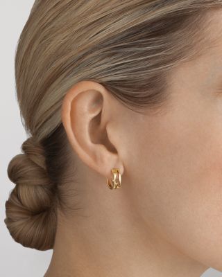 18K Yellow Gold Open Pattern Small Hoop Earrings