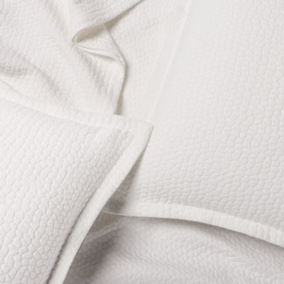 Signature Pebbled Matelass&eacute; Euro Sham, Single