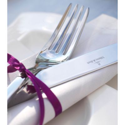 New Wave 20-Piece Flatware Set