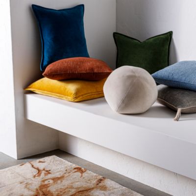 Bola Decorative Pillow