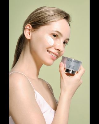 Moisture Plumping Nectar Cream 1.69 oz.