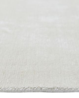 Sutter SUT1106 Area Rug Collection