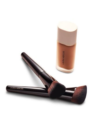 Real Flawless Foundation Brush