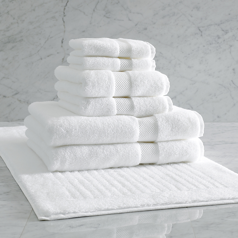 Matouk Regent Bath Towel Set In White