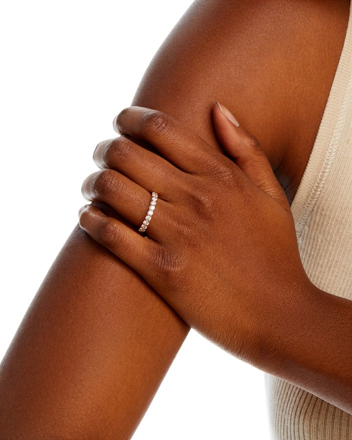 Round Cut Certified Diamond Band in 14K Yellow Gold