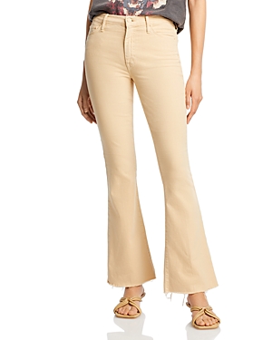 MOTHER THE WEEKENDER MID RISE FLARED JEANS IN MARZIPAN