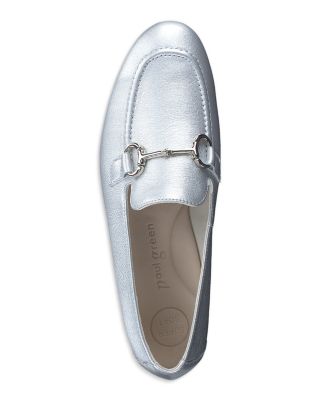 Women&#39;s Daphne Apron Toe Loafers