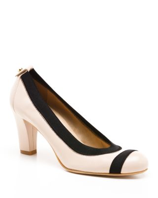 stuart weitzman round toe pumps