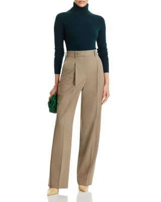 100% Cashmere Turtleneck Sweater - Exclusive