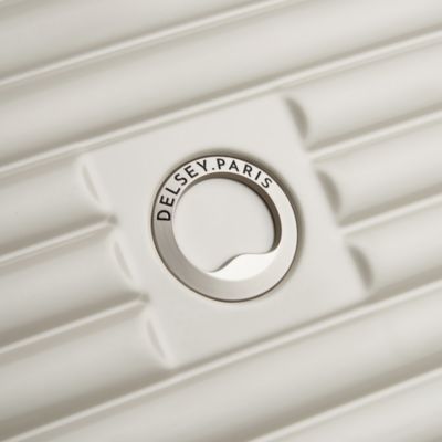 Cruise 3.0 Carry On Expandable Spinner Suitcase