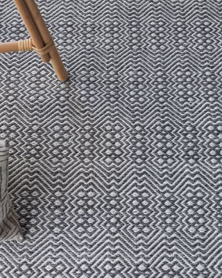 Echo ER4892 Area Rug, 4&#39; x 6&#39;