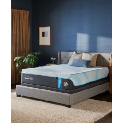 Tempur-Pedic - Tempur-LuxeBreeze 2.0 Soft Mattress
