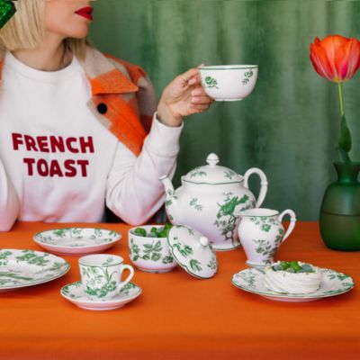 Albertine Dinnerware Collection