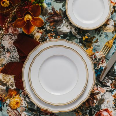 Pompadour Dinnerware Collection