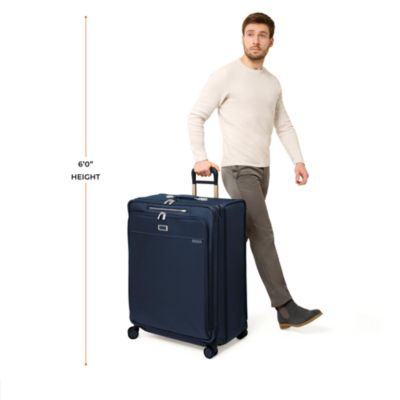 Baseline Extra Large Expandable Spinner Suitcase