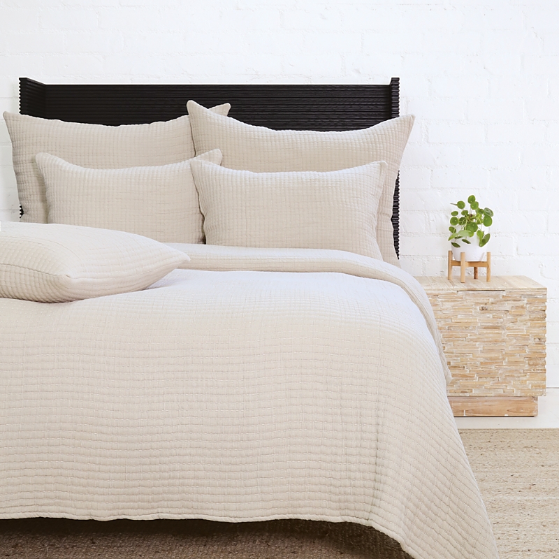 Pom Pom At Home Vancouver Cotton Gauze Coverlet In Natural