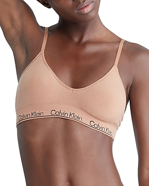 Calvin Klein Women's Modern Lace Lightly Lined Triangle Bralette In Sandalwood