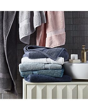 Hermès H Fringe Hand Towel - Neutrals Bath, Bedding & Bath - HER533241