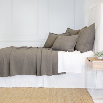 Ojai Matelasse Coverlet, Twin