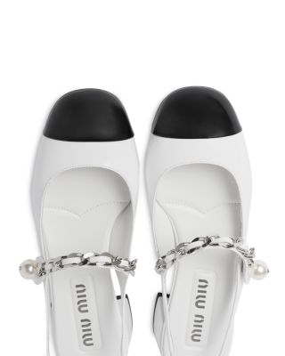 Women&#39;s Cap Toe Iconic Slingback Pumps