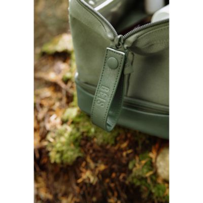 The Weekender Bag in Olive