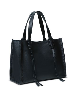 Medium Tote 23 Grained Leather