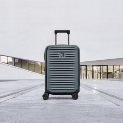 Airox Advanced Frequent Flyer Carry On Spinner Suitcase