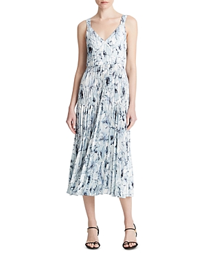 Shop Vince Washed Lilly Floral Print Pleated Dress In Pale Azure